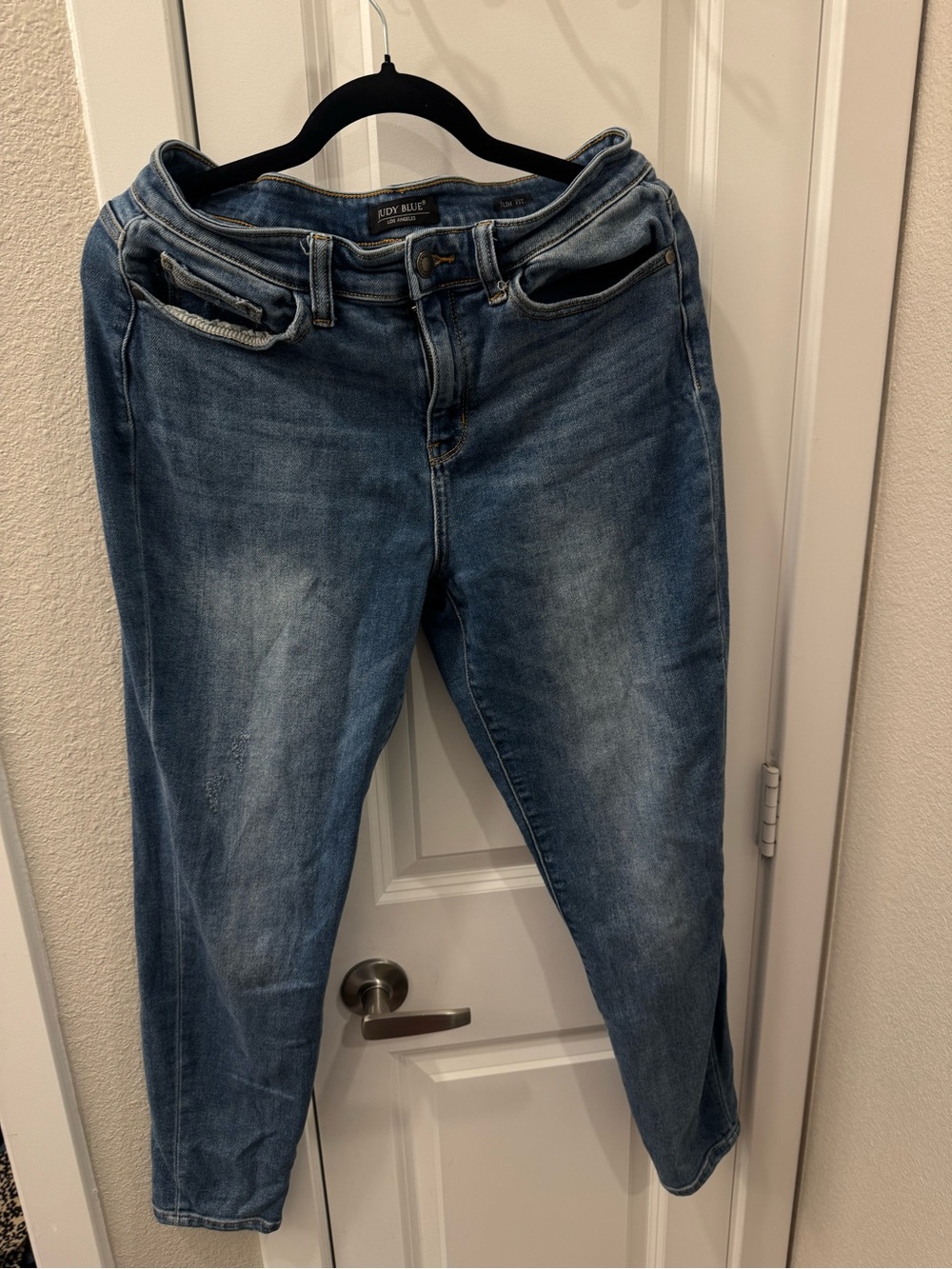 Judy Blue Straight Leg Mid-Blue Jeans